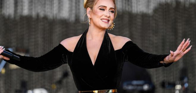 Adele: Σε κυνήγι για καινούργιο σπίτι στο Λονδίνο