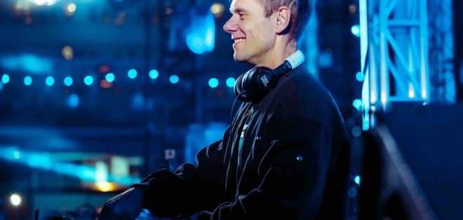 Ο Armin van Buuren και η Apple Music μιλούν για το μέλλον της dance μουσικής