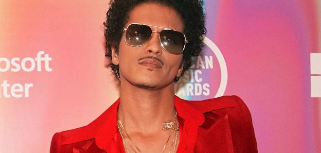 Πνίγεται στα χρέη ο Bruno Mars;