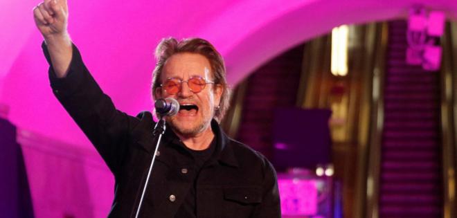 Ο Bono των U2 στηρίζει την Ουκρανία
