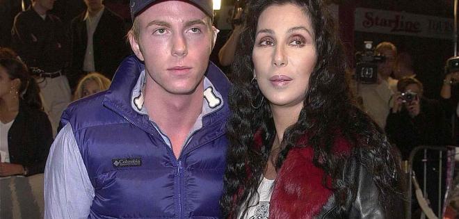 Cher: Διεκδικεί την κηδεμονία του 47χρονου γιου της
