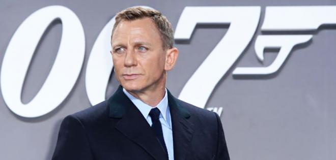 H νέα ταινία του James Bond αναβάλλεται για τρίτη φορά