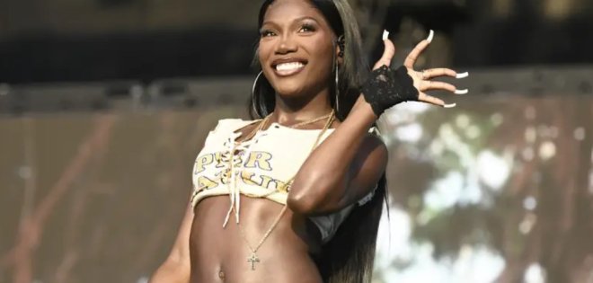 H Doechii εξοργίζει τους θαυμαστές της με αρνητικά σχόλια για τις γάτες 