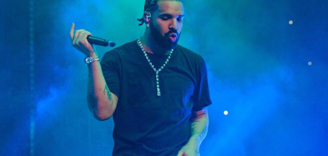 Drake: Έδωσε 50 χιλιάδες δολάρια σε fan κατά τη διάρκεια συναυλίας
