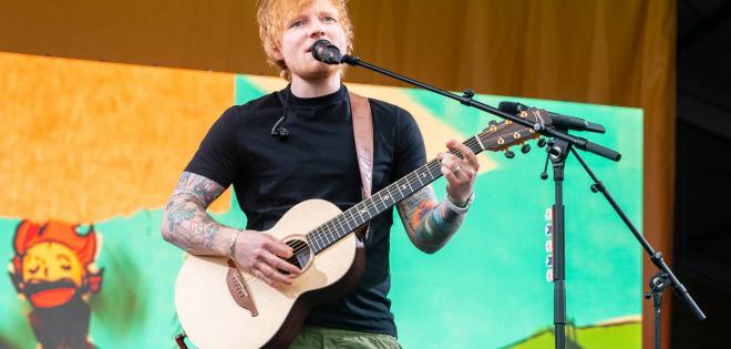 Ed Sheeran: Θεωρεί το «Mr. Brightside» τον εθνικό ύμνο της Βρετανίας