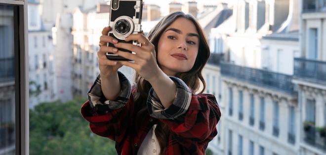 Emily In Paris: Πόσο κοστίζει να ζήσεις σαν την Emily; 