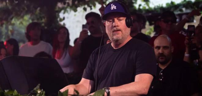 Ο Eric Prydz έπαιξε για πρώτη φορά μετά από 20 χρόνια το «Call on Me» !