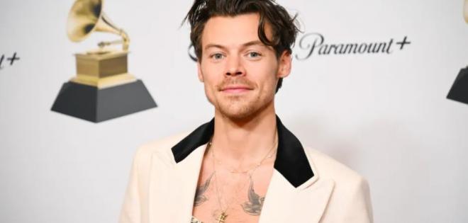 Ο HARRY STYLES ΕΠΙΣΤΡΕΨΕ ;