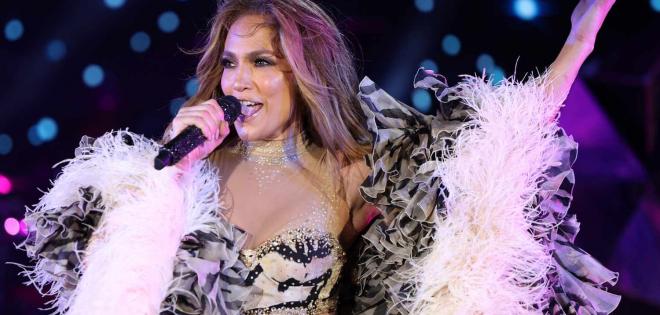 Jennifer Lopez: Rebranding στην περιοδεία της γιατί δεν πουλούσε εισιτήρια