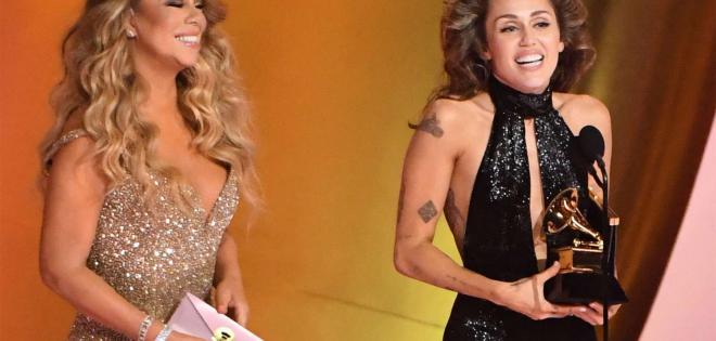 Taylor Swift, SZA, Miley Cyrus: Οι γυναίκες κυριάρχησαν στα φετινά Grammy - Δείτε τη λίστα των νικητών
