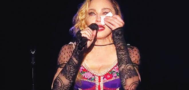 Madonna: ''Ενός λεπτού σιγή για τα θύματα''