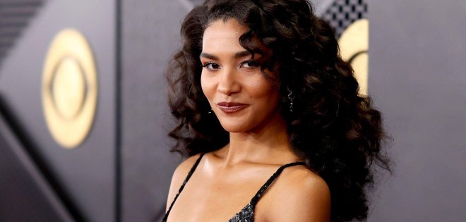 Olivia Dean: Δεύτερο τραγούδι της μπαίνει στο top 10 