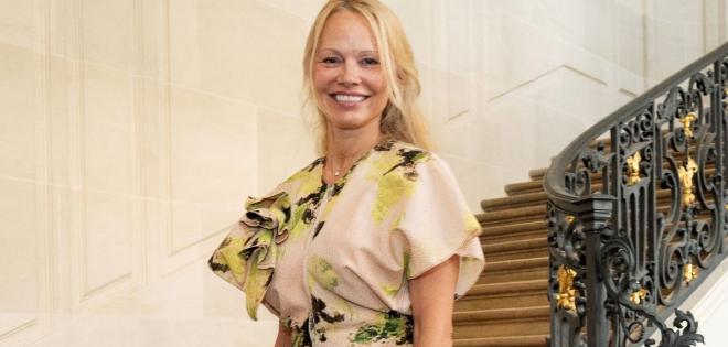 Pamela Anderson: Αποκαλύπτει γιατί προτιμά να εμφανίζεται makeup-free 