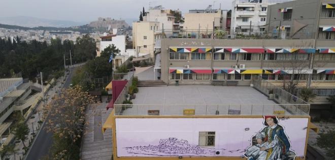 Νέες εντυπωσιακές τοιχογραφίες σε γειτονιές της Αθήνας
