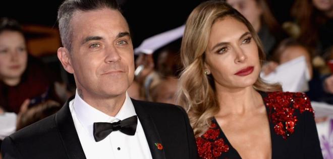 Robbie Williams: Ο αυστηρός κανόνας όταν ταξιδεύει με τα παιδιά του