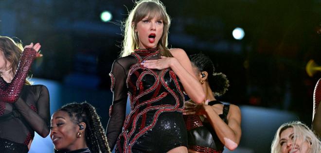 Taylor Swift: Φέρνει την extended εκδοχή της Eras Tour ταινίας σε streaming