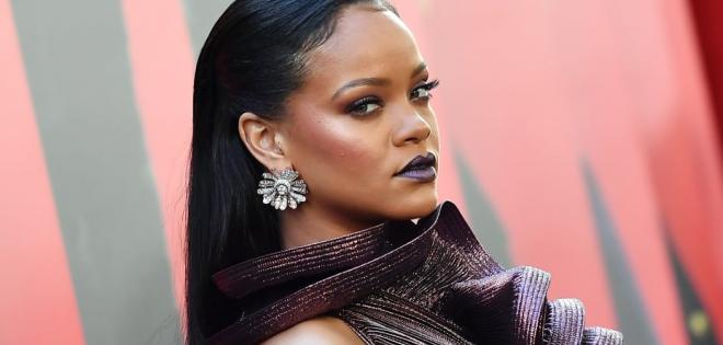 Rihanna – Η πλουσιότερη αυτοδημιούργητη στη μουσική βιομηχανία 