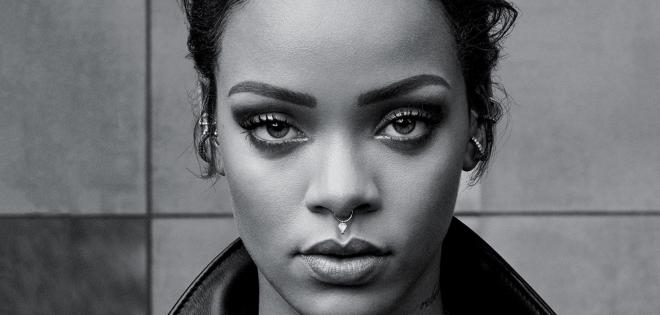  Η Rihanna είναι η Νο.1 pop καλλιτέχνης σε ραδιοφωνικές μεταδόσεις 25ετίας