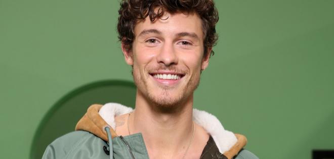 Shawn Mendes: "Με έμαθε να έχω πειθαρχία" δηλώνει για την Camila Cabello
