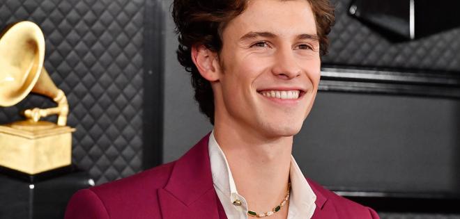 Με τον Justin Bieber συνεργάζεται ο Shawn Mendes  