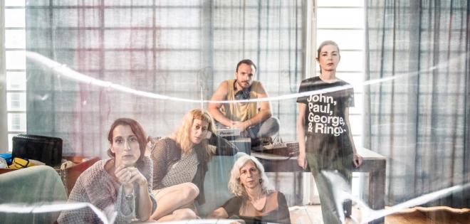 ''Τα χρόνια''