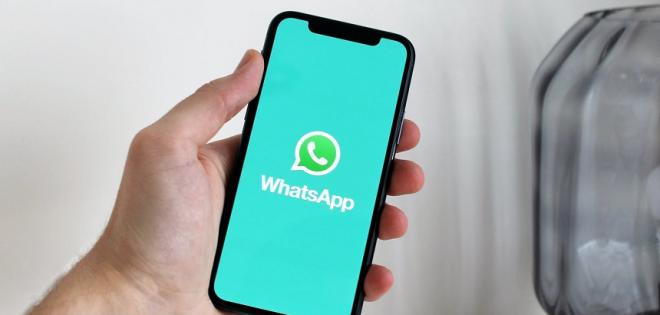 WhatsApp: Καταγγελίες για υπερβολική πίεση στους χρήστες για τη νέα πολιτική απορρήτου