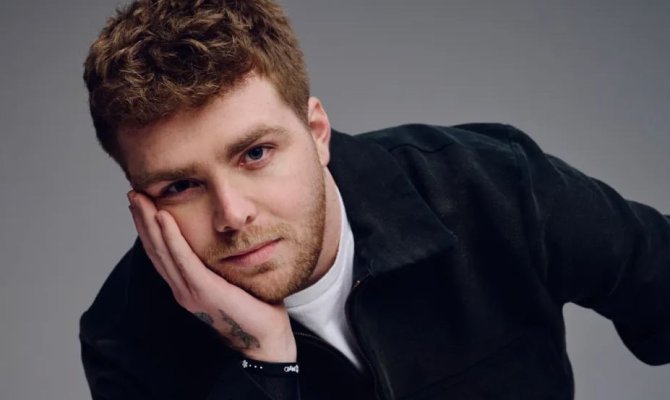 Alex Warren: Νόμιζα ότι η καριέρα μου είχε τελειώσει