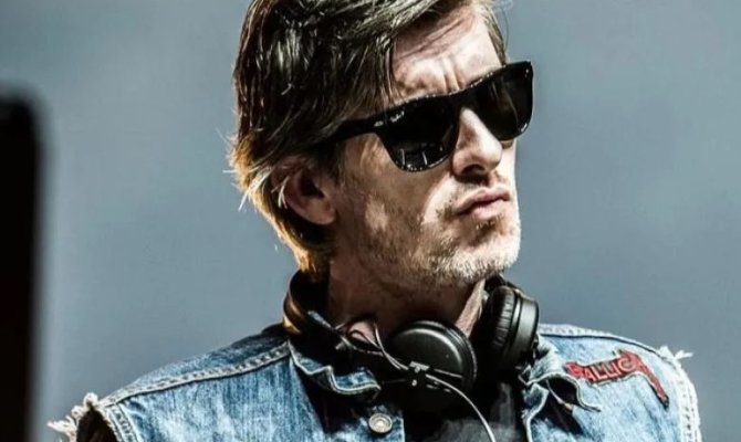 Έφυγε από τη ζωή ο Γάλλος DJ Kavinsky 
