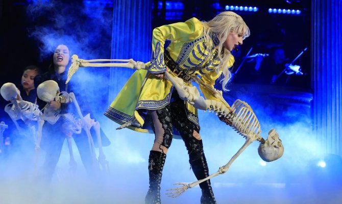 Το Mayhem Ball της Lady Gaga έρχεται στη μικρή οθόνη