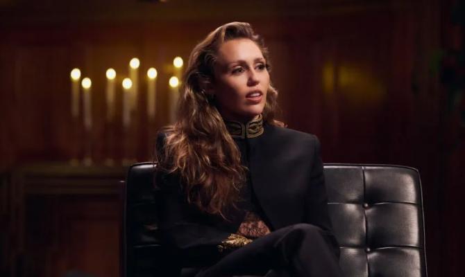 Η Miley Cyrus μίλησε για την αποτοξίνωση και τη θεραπευτική επίδραση της νίκης στα Grammy 