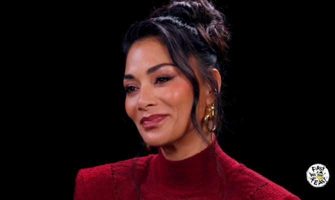 Η Nicole Scherzinger αποκαλύπτει ότι ο Prince κάποτε κρύφτηκε πίσω από έναν θάμνο για να τραβήξει την προσοχή της