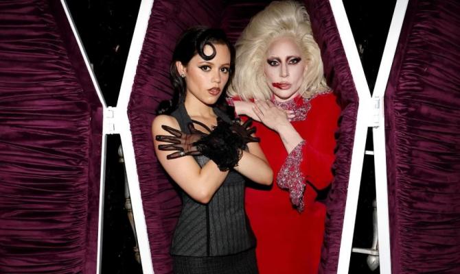 Η Lady Gaga κάνει τη viral χορογραφία της «Wednesday»