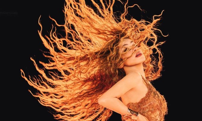 Η Shakira ανακοίνωσε μια ιστορική συναυλία στις Μεγάλες Πυραμίδες της Γκίζας