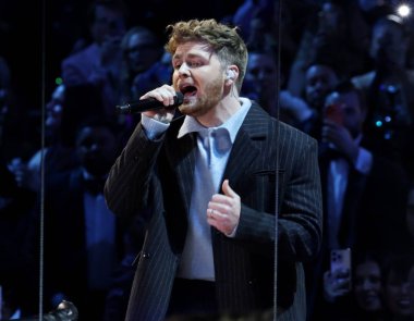 Ο Alex Warren θα εμφανιστεί στα BRIT Awards 2026