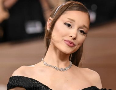 Η Ariana Grande μηνύει χάκερ για κλοπή ακυκλοφόρητων μουσικών κομματιών, φωτογραφιών και βίντεο