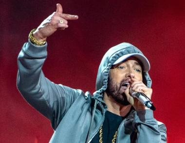 Ο Eminem συνεργάζεται με τo NBA και την Ghostwrite