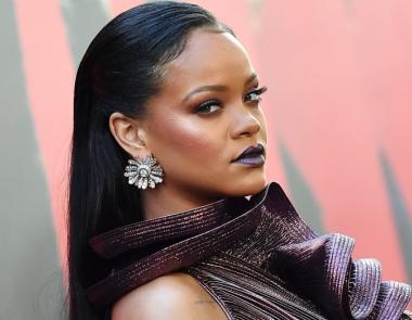 Rihanna – Η πλουσιότερη αυτοδημιούργητη στη μουσική βιομηχανία 
