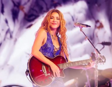 Η Shakira συνεργάζεται με τη FIFA για τη διάθεση 500.000 δολαρίων προς υποστήριξη των πληγέντων από τον σεισμό στη Βενεζουέλα