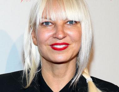 Sia - Αποκάλυψε ότι έχει διαγνωστεί με αυτισμό