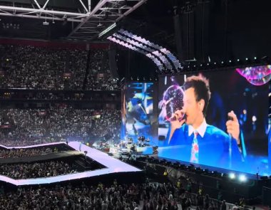 Ο Harry Styles ξεκίνησε την περιοδεία «Together, Together» από το Άμστερνταμ