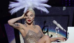 Lady Gaga: Μήπως αρραβωνιάστηκε;