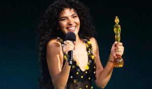 Η Olivia Dean, η Lola Young και οι Oasis αυξάνουν τα έσοδα  από τη μουσική στο Ηνωμένο Βασίλειο 