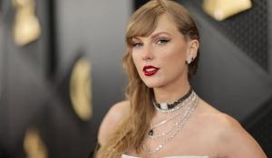 Η Taylor Swift  κυρίαρχη και στο βινύλιο