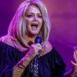 Η Bonnie Tyler αναρρώνει μετά από επείγουσα χειρουργική επέμβαση