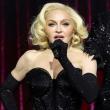 Το ατύχημα της Madonna on stage - Την παρέσυρε χορευτής που γλίστρησε