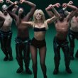 Miley Cyrus: Κυκλοφόρησε το καινούριο της τραγούδι Bass Persuades